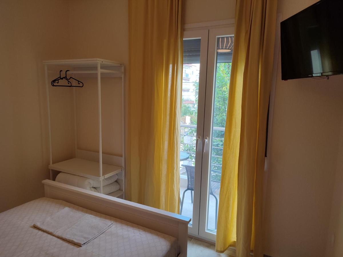 Estrella Rooms Nea Kallikrateia Экстерьер фото