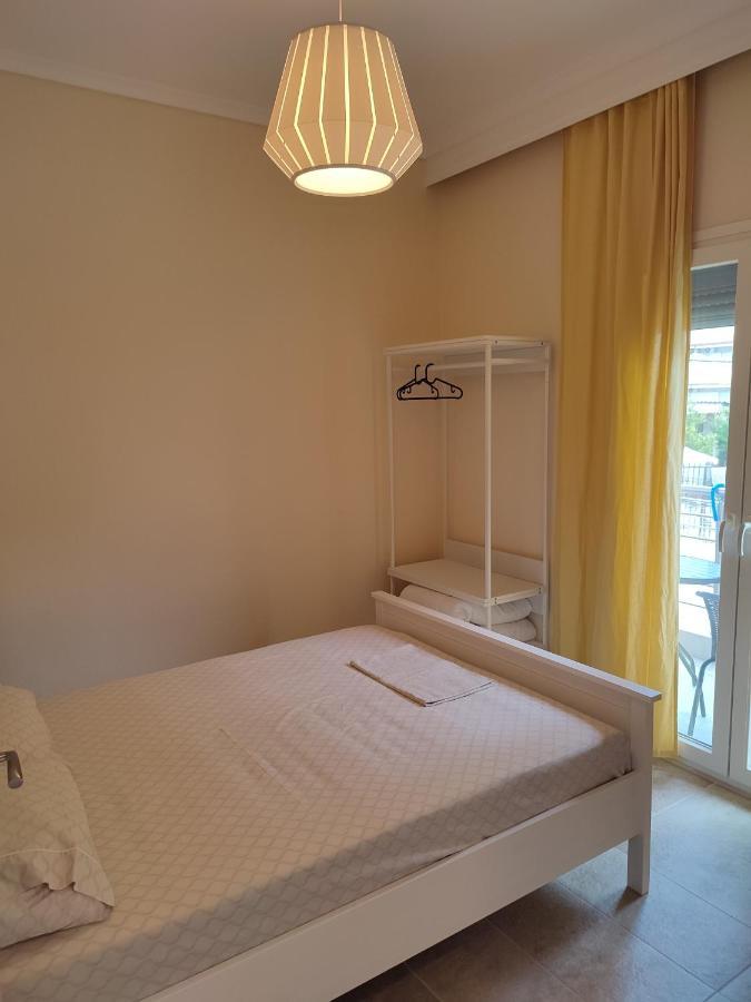 Estrella Rooms Nea Kallikrateia Экстерьер фото