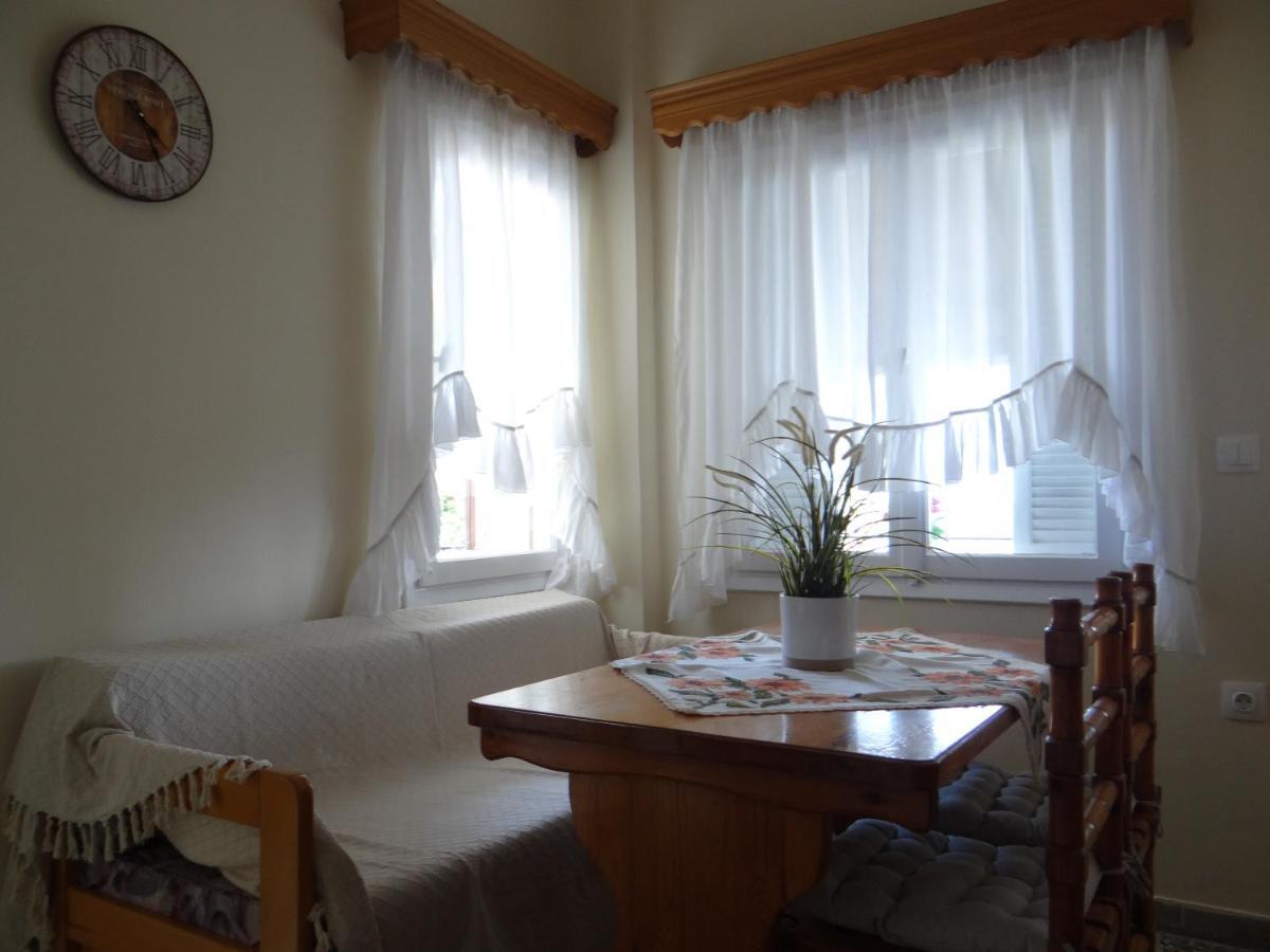 Estrella Rooms Nea Kallikrateia Экстерьер фото